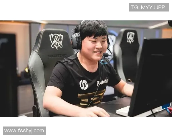 杨秀英专访：从职业选手到电竞传奇的辉煌历程回顾