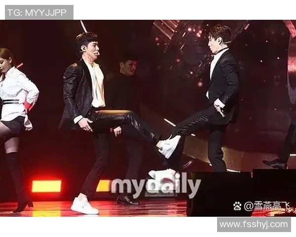 足球明星与演员歌手的跨界合作与魅力碰撞探讨 足球明星与演员歌手的跨界合作与魅力碰撞探讨